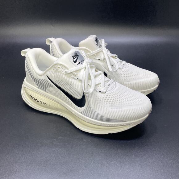 NOB Nike ZoomX Vomero 18 Mens US 10 Running Shoe Wht/Blk Coconut Milk HM6803-101 main image 12